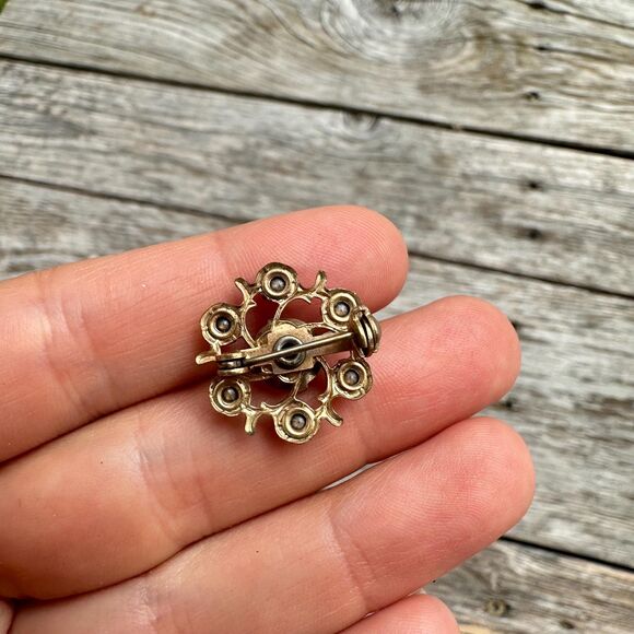 Vintage Jewelry AB Rhinestone Scatter Brooch - Picture 2 of 2